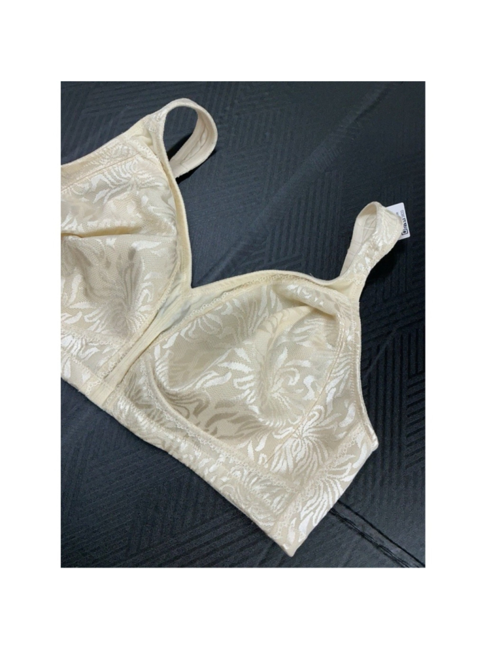 Unbranded Wire Free Bra Size 38DD In New Condition - Picture 2 of 4